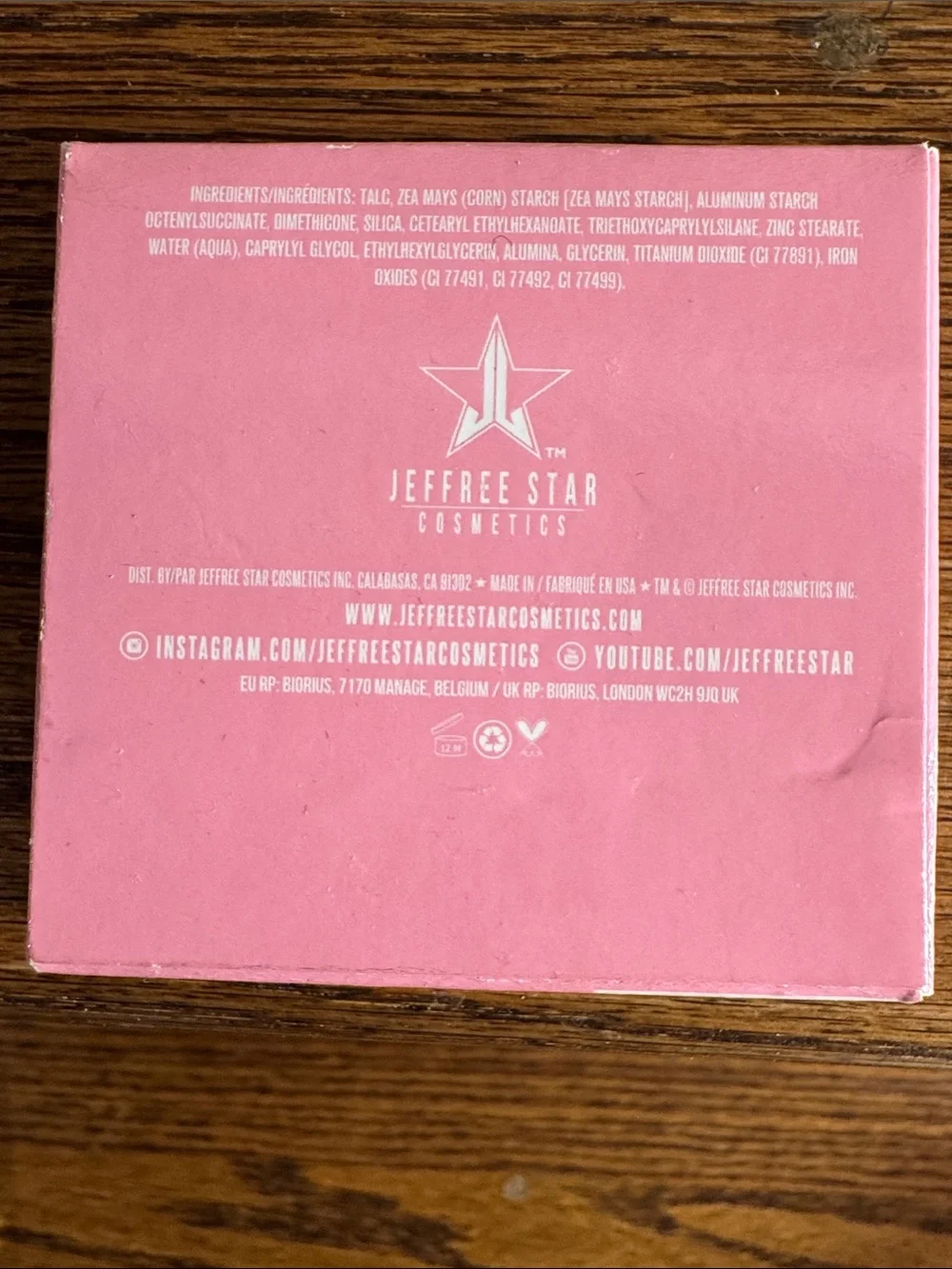 Jeffree Star Yak Farm Eyeshadow - Pink Packaging